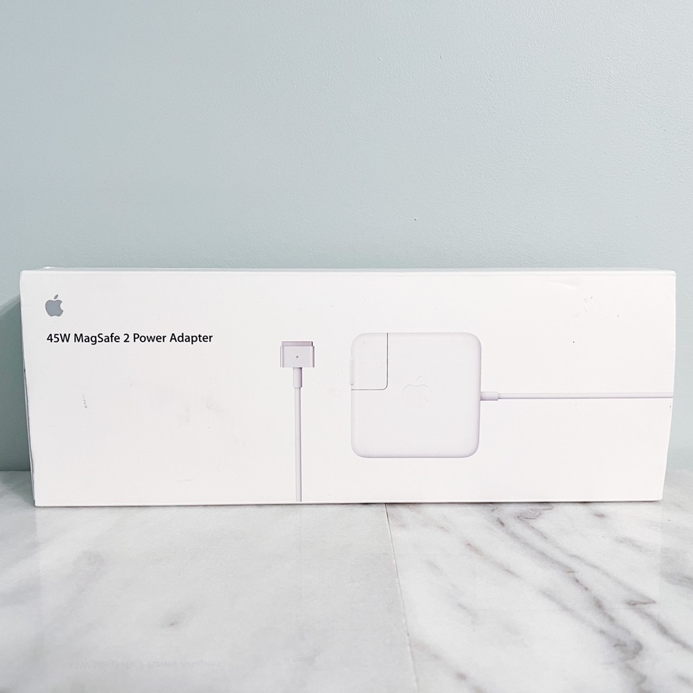 Apple 45W Power Adapter for MacBook Air AC Power Charger White NEW